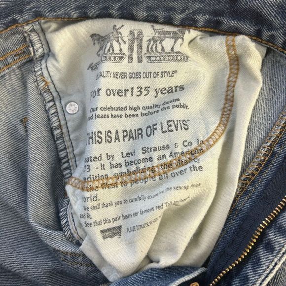 Levis 505 Regular Straight Men's 38x32 Medium Wash Denim Blue Jeans Zip - Picture 6 of 7